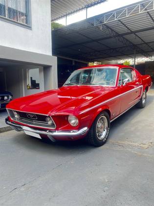 FORD MUSTANG 5.0 FASTBACK V8 GASOLINA 2P AUTOMÁTICO